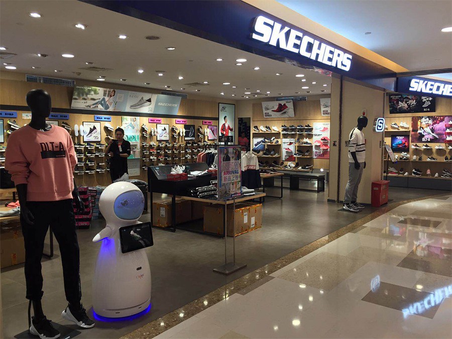 鞋店升级新零售模式，从导购机器人开始